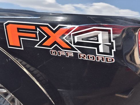 Used 2020 Ford F150 XLT w/ Equipment Group 302A Luxury AWD/4WD image 12