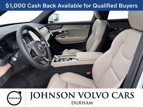 New 2026 Volvo XC90 B6 Ultra w/ Protection Package Premier AWD/4WD image 13
