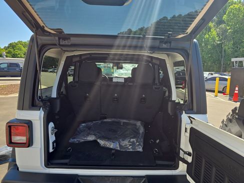 New 2026 Jeep Wrangler Unlimited Sport AWD/4WD image 13