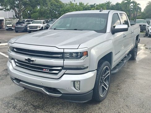 Used 2017 Chevrolet Silverado 1500 LTZ Z71 w/ LPO, Black Pack AWD/4WD image 3