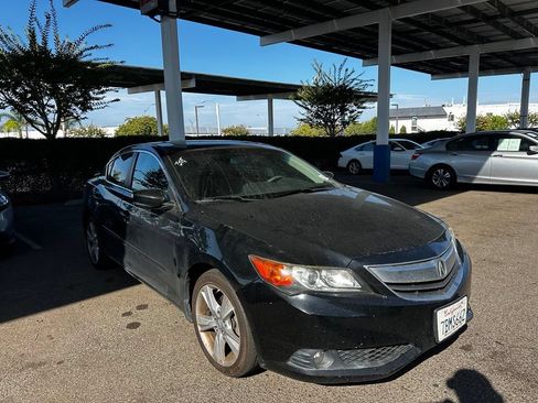 Used 2013 Acura ILX w/ Technology Package FWD image 28