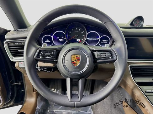 Used 2022 Porsche Panamera 4 Platinum Edition image 12