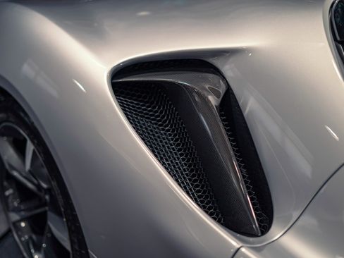 Used 2021 Ferrari SF90 Stradale image 7