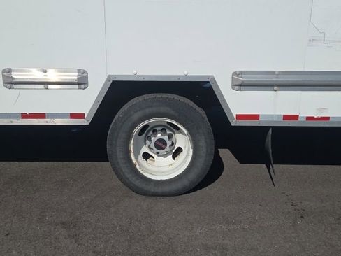 Used 2018 GMC Savana 3500 Extended w/ Driver Convenience Package image 14