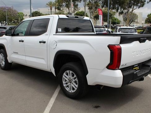 Certified 2025 Toyota Tundra SR5 AWD/4WD image 15