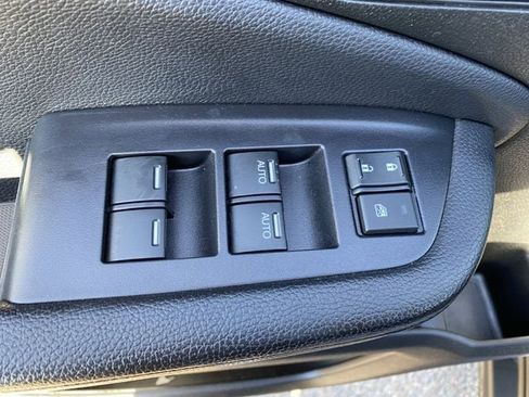 Used 2019 Honda Pilot Elite image 23