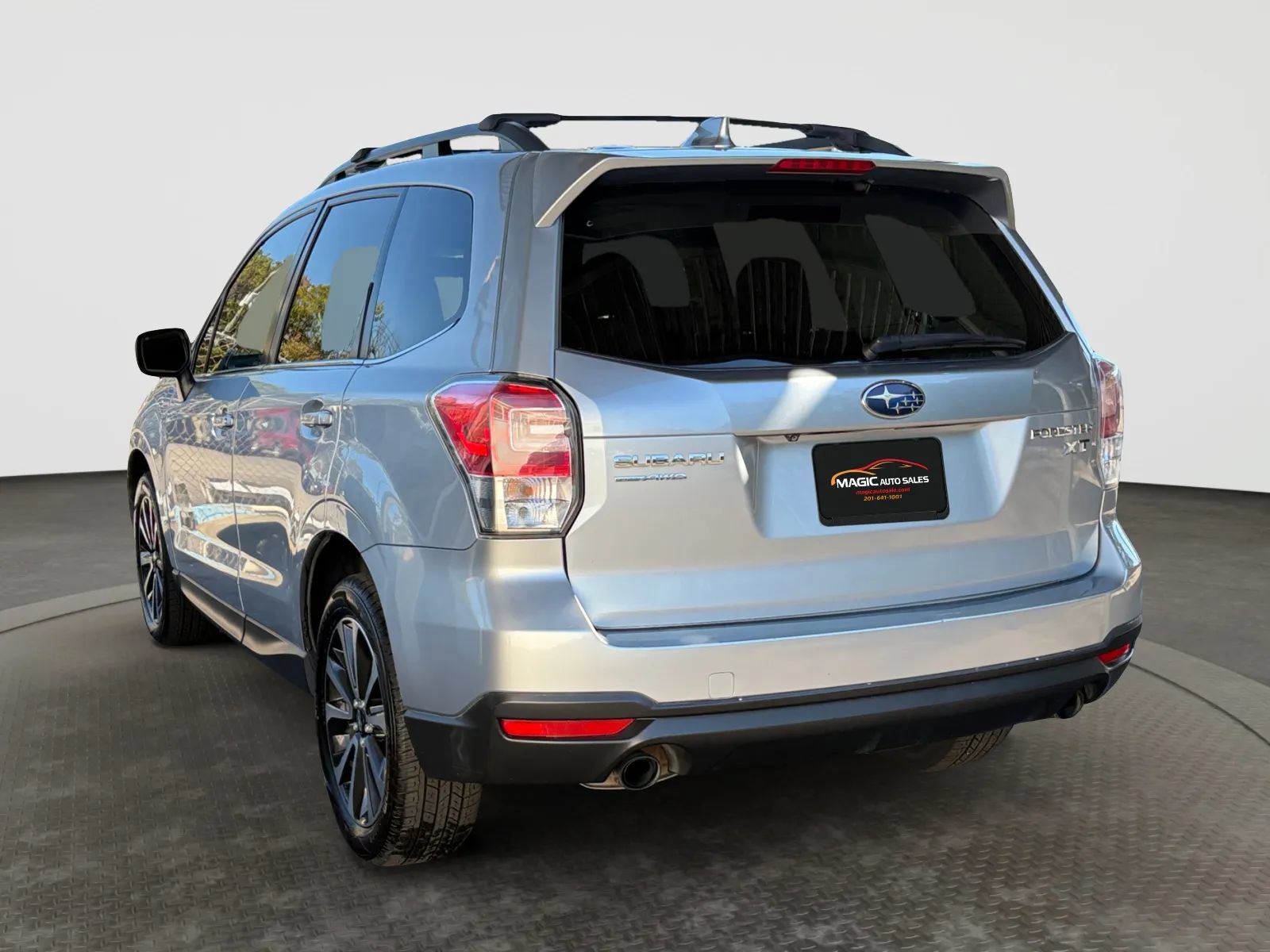 Used 2017 Subaru Forester 2.0XT Premium AWD/4WD image 8