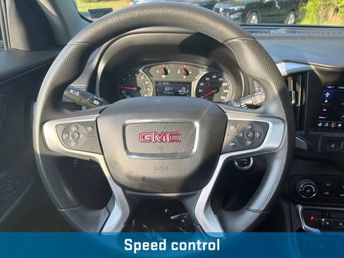 Used 2024 GMC Terrain SLE AWD/4WD image 27