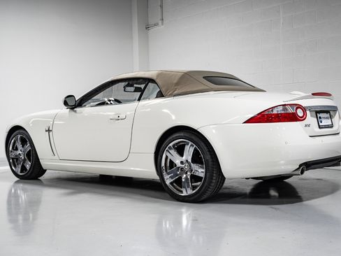 Used 2007 Jaguar XK Convertible RWD image 36