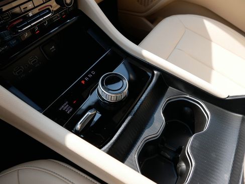 New 2025 Jeep Grand Cherokee Limited image 19