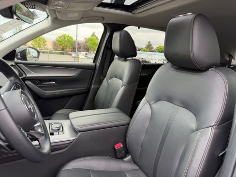 Used 2024 MAZDA CX-90 3.3 Turbo w/ Preferred Plus AWD/4WD image 15
