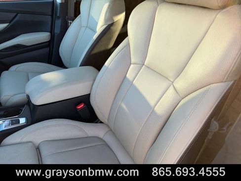 Used 2024 Subaru Ascent Limited image 11