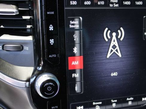 Used 2020 RAM 1500 Laramie w/ Sport Appearance Package AWD/4WD image 25