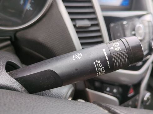 Used 2013 Chevrolet Cruze LT image 25