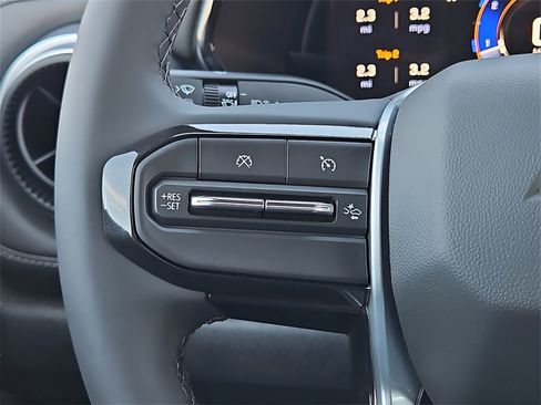 New 2026 Chevrolet Colorado LT image 17