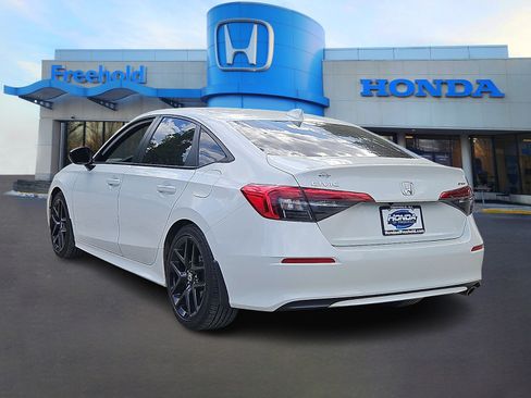Certified 2024 Honda Civic Sport image 5