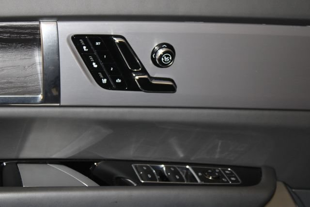 Certified 2026 Cadillac Vistiq Sport w/ LPO, Floor Liner Package AWD/4WD image 36
