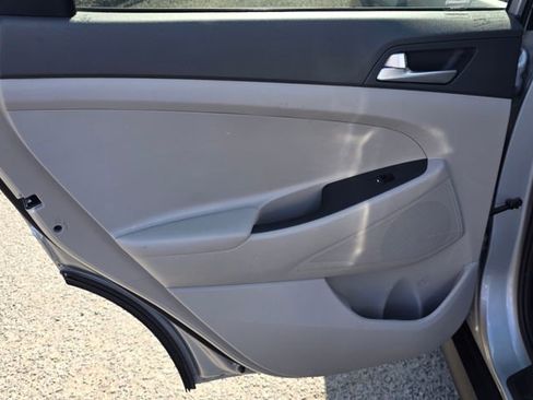 Used 2021 Hyundai Tucson Value AWD/4WD image 36