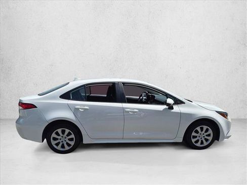 Used 2024 Toyota Corolla LE FWD image 4