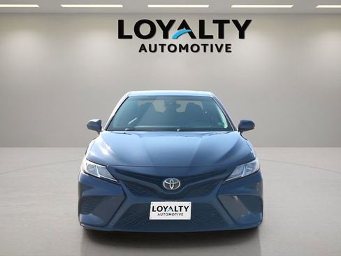 Used 2018 Toyota Camry SE image 8