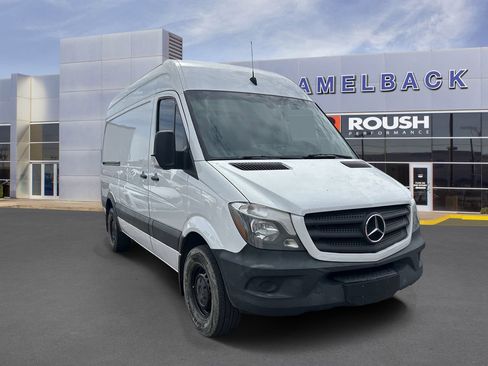 Used 2017 Mercedes-Benz Sprinter 2500 image 4