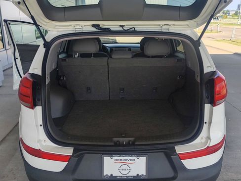 Used 2016 Kia Sportage LX AWD/4WD image 24