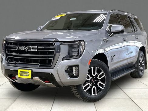Used 2023 GMC Yukon AT4 w/ Technology Package AWD/4WD image 2