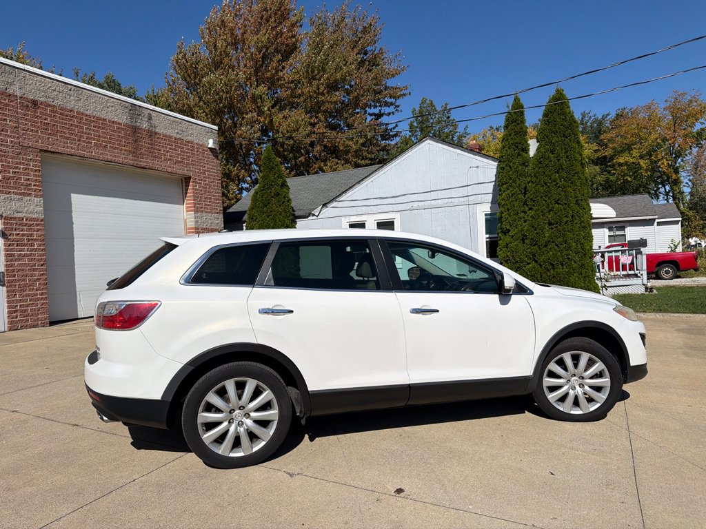 Used 2010 MAZDA CX-9 Grand Touring w/ Moonroof & Bose Audio Pkg AWD/4WD image 4
