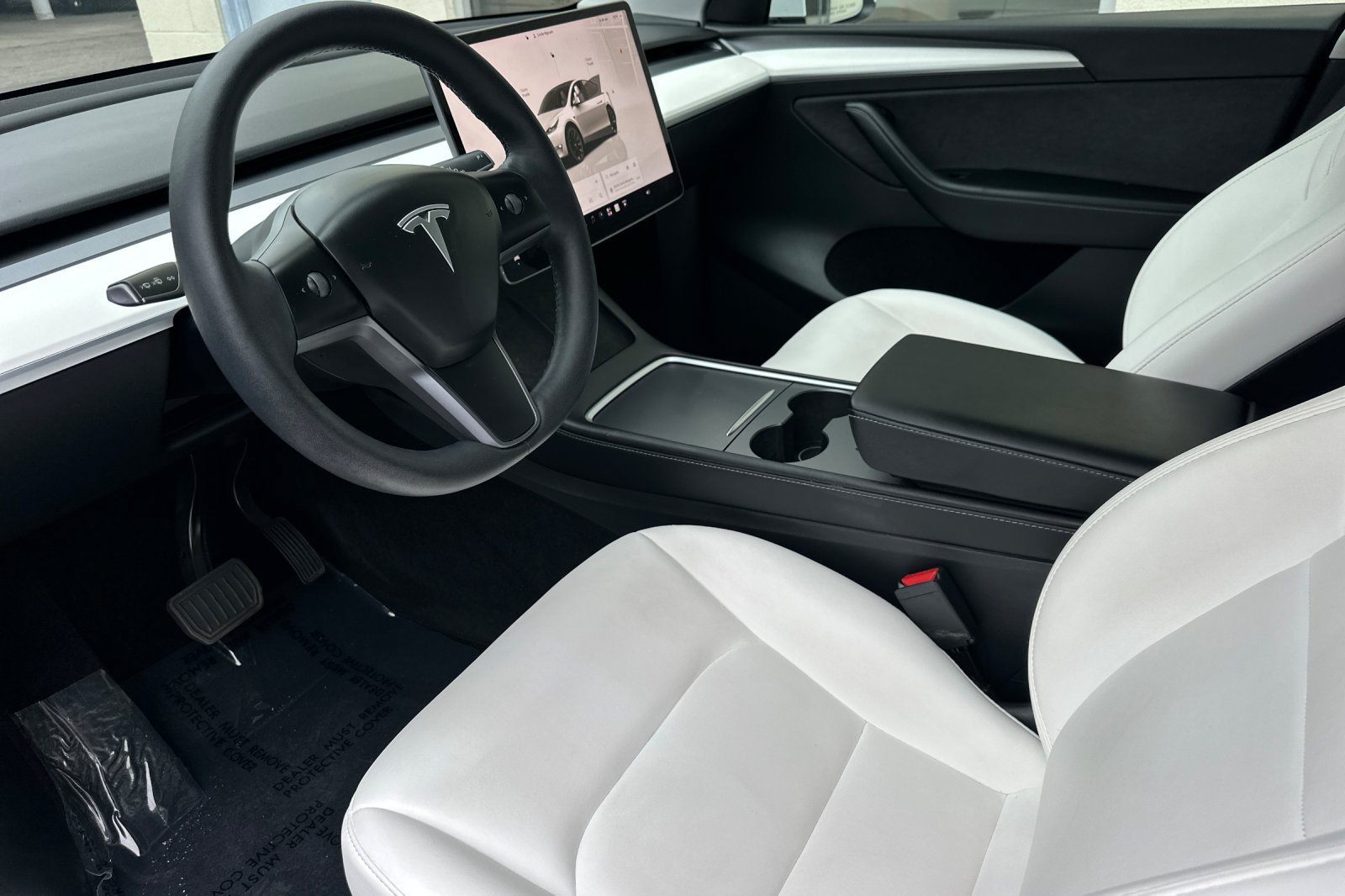 Used 2023 Tesla Model Y Long Range AWD/4WD image 10