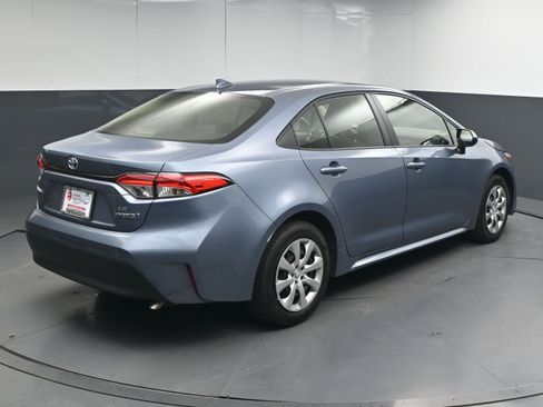 Certified 2023 Toyota Corolla LE image 8