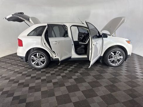 Used 2012 Ford Edge Limited FWD image 16