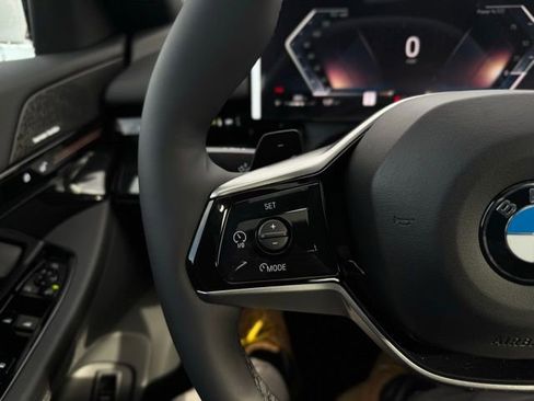 New 2026 BMW 530i xDrive w/ Premium Package image 27