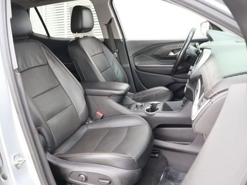 Used 2020 GMC Terrain SLT w/ GMC Pro Grade Package AWD/4WD image 22