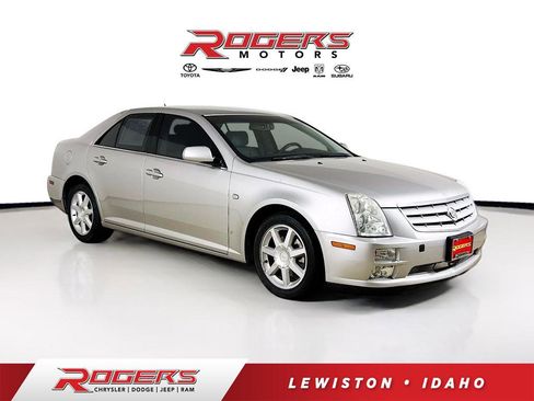 Used 2006 Cadillac STS image 1