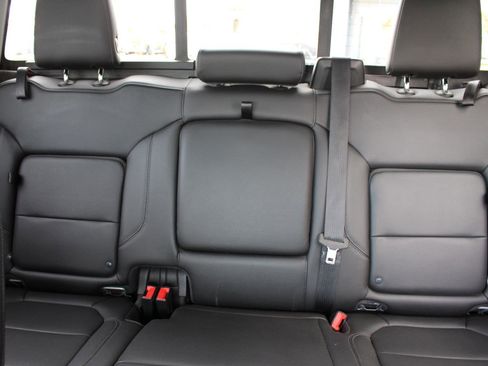 Used 2019 GMC Sierra 1500 SLT w/ SLT Premium Plus Package image 31