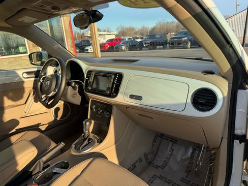 Used 2016 Volkswagen Beetle 1.8T SEL w/ Lighting Package image 16