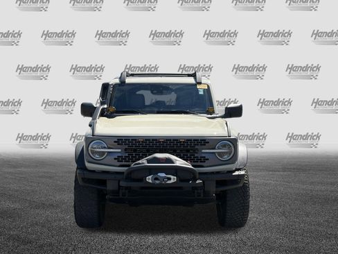 Used 2022 Ford Bronco Everglades image 2
