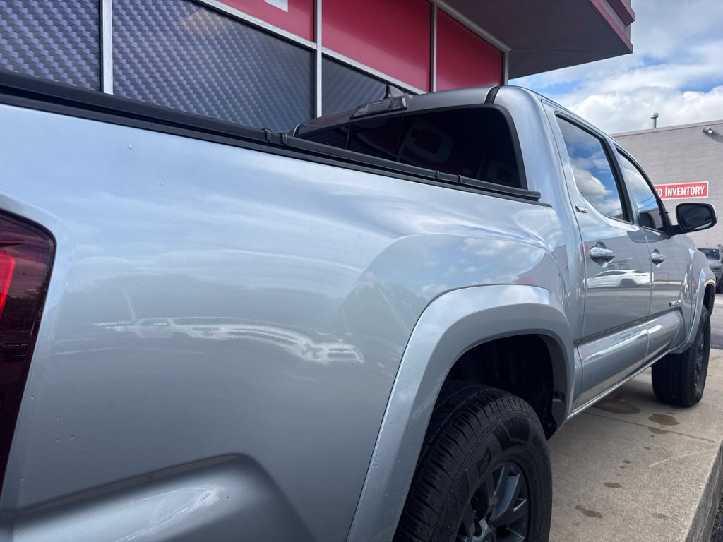 Used 2023 Toyota Tacoma SR5 AWD/4WD image 6