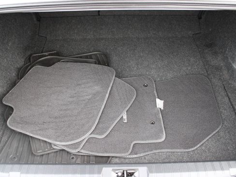 Used 2016 Subaru Legacy 2.5i image 12