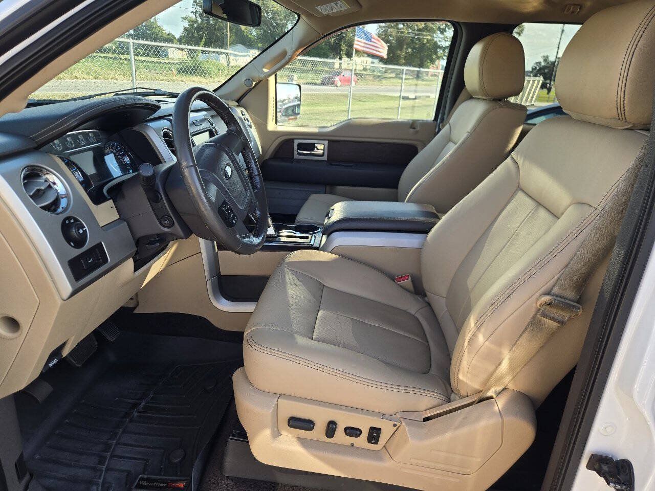 Used 2014 Ford F150 Lariat w/ Equipment Group 501A Mid AWD/4WD image 4