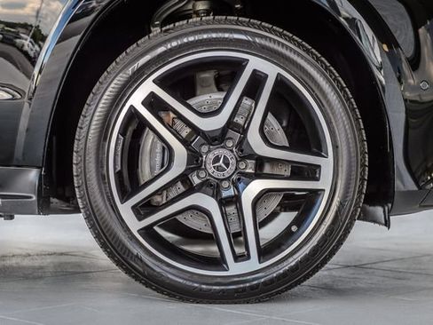 Used 2018 Mercedes-Benz GLS 550 4MATIC w/ Offroad Package image 16