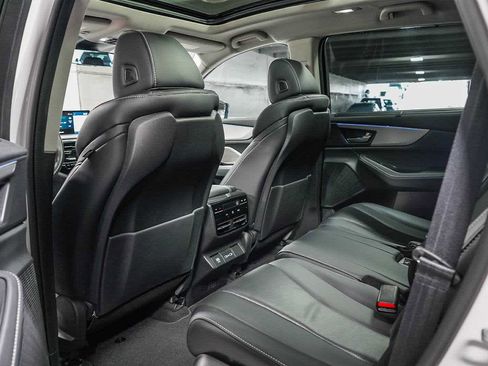 Used 2023 Acura MDX FWD w/ Technology Package image 22