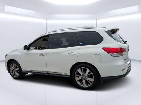 Used 2014 Nissan Pathfinder Platinum w/ Platinum Premium Package FWD image 5