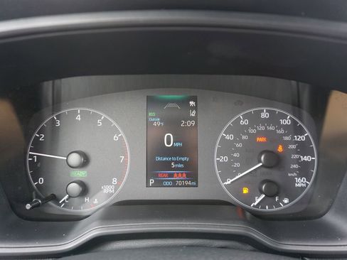 Used 2024 Toyota Corolla Cross AWD Hybrid image 5