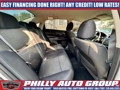 Used 2017 Nissan Altima 2.5 SR FWD image 18