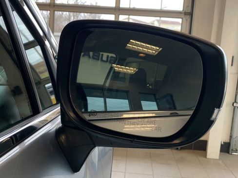 Certified 2024 Subaru Ascent Premium w/ Convenience Package image 27