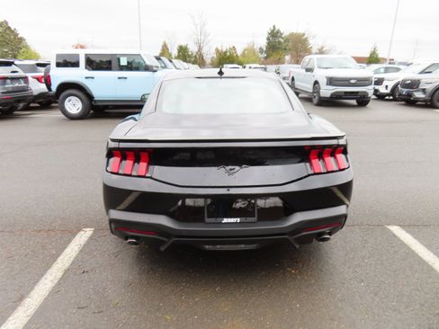 New 2026 Ford Mustang Coupe image 5