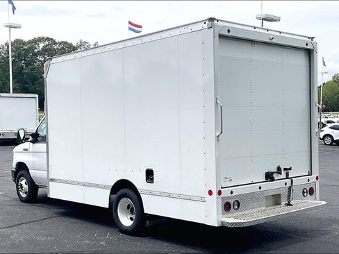 New 2024 Ford E-450 and Econoline 450 Super Duty w/ Driver's Safety Package image 3