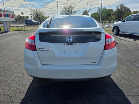 Used 2011 Honda Crosstour EX-L image 4