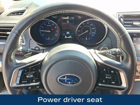 Used 2019 Subaru Outback 2.5i Touring AWD/4WD image 4